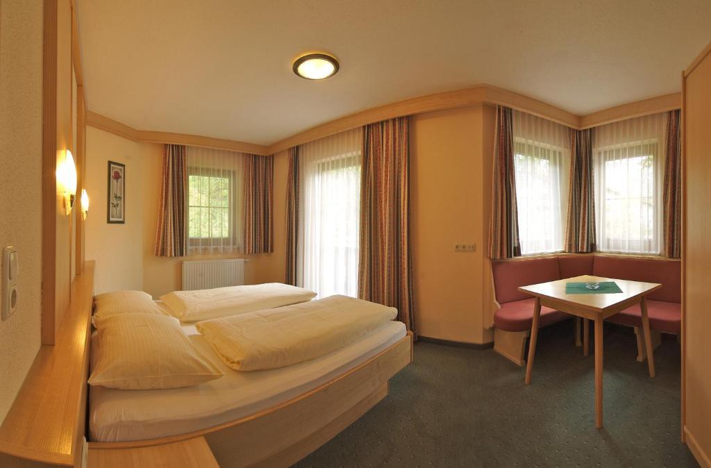 Appartement Zottl Mayrhofen Habitación foto